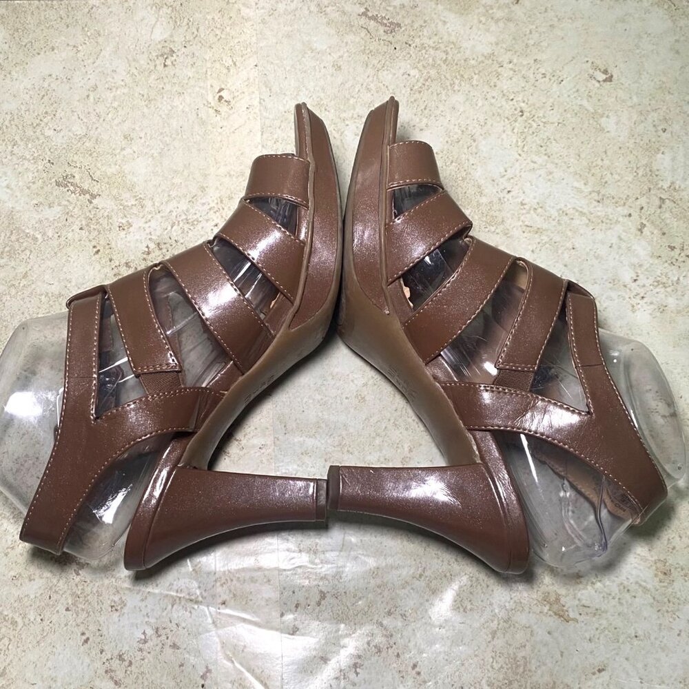 Naturalizer Brown Strappy Open-Toe Heeled‎ Sandals Size 8.5 CottageCore Casual - Picture 6 of 11